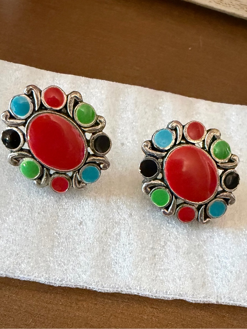 LURE Beautiful Multi-color Earrings